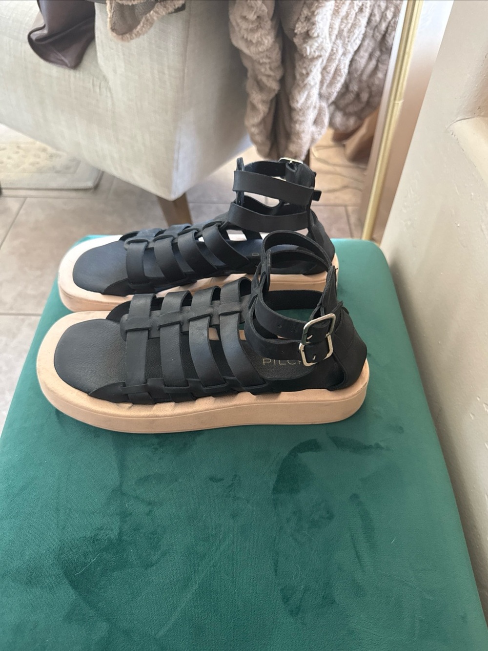 Anthropologie Pilcro Black Gladiator Leather chunky Sport Sandals Tan Platform